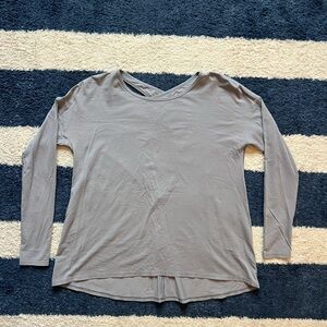 Lululemon Women's Long Sleeve Top Size 2